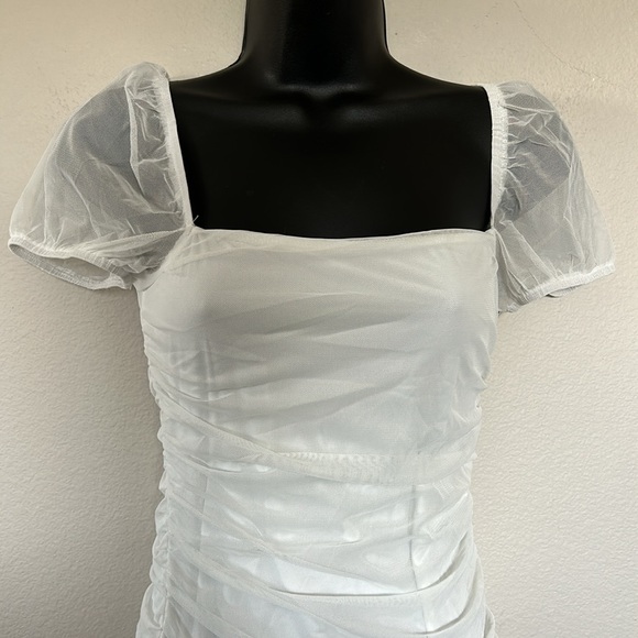 Princess Polly Charvi White Square Neck Puff Sleeve
Ruched Mesh Overlay Dress - Picture 5 of 12